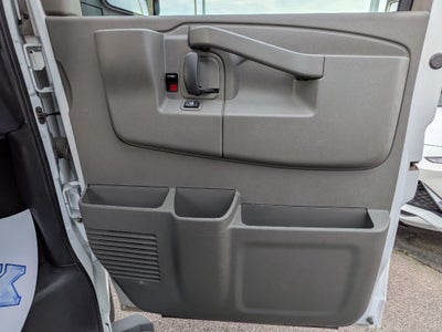 2023 GMC Savana Passenger 3500 LT