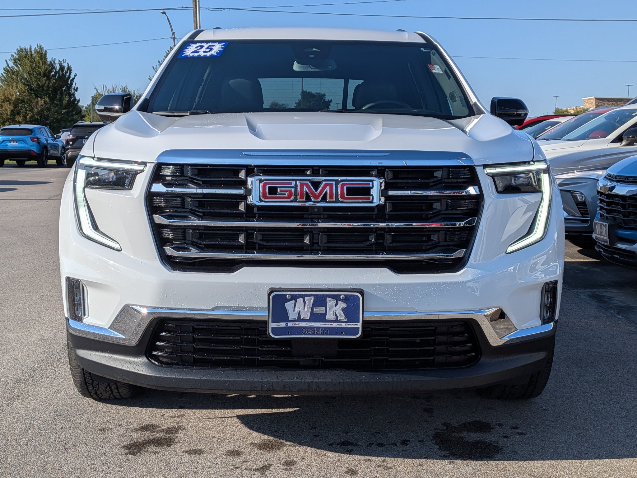 2025 GMC Acadia Elevation