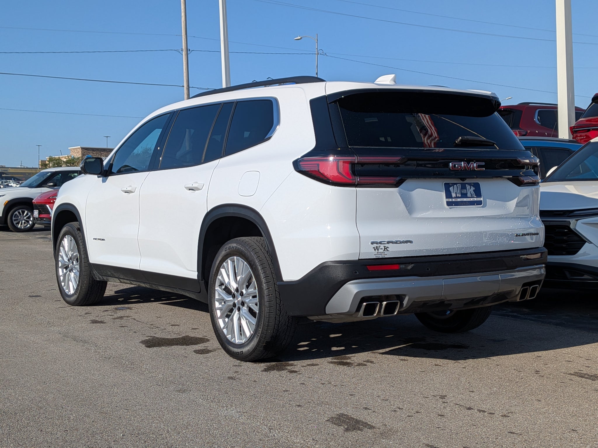2025 GMC Acadia Elevation