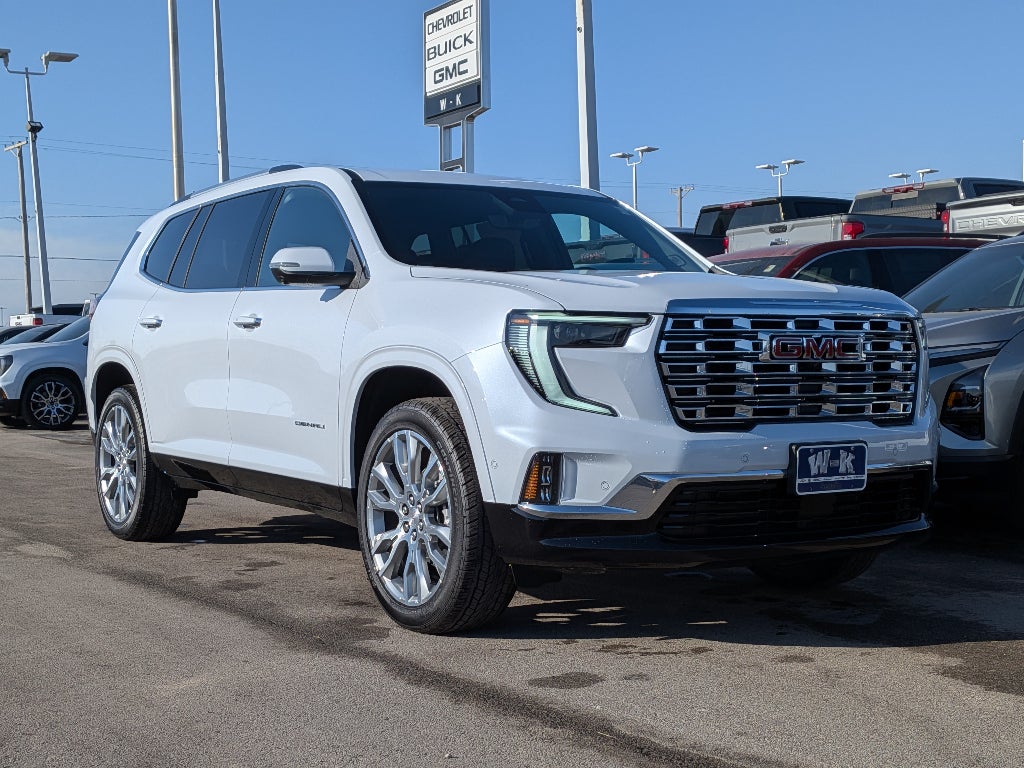 2026 GMC Acadia Denali