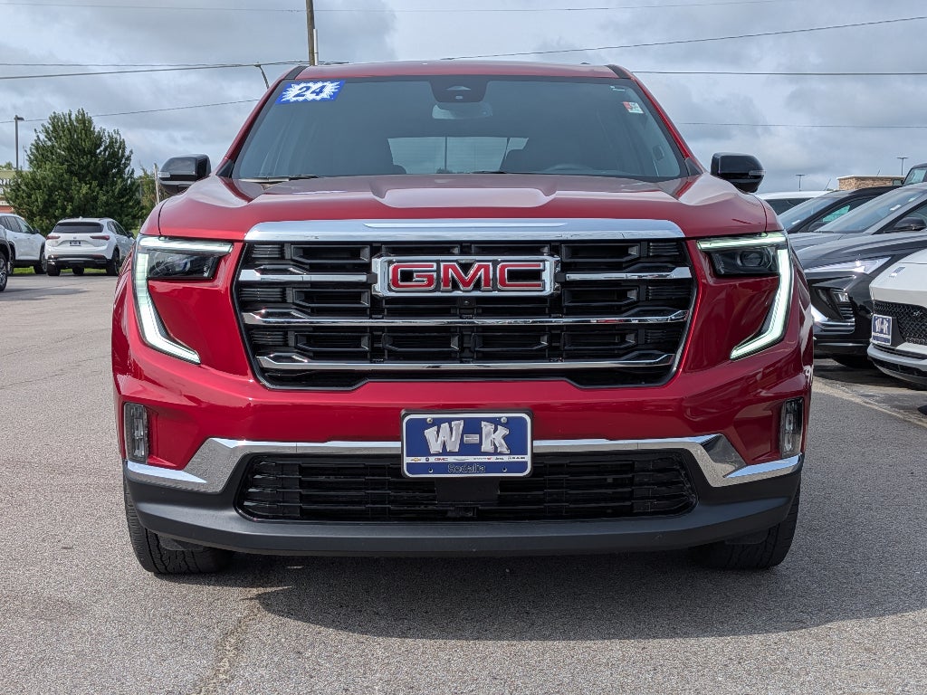 2024 GMC Acadia Elevation
