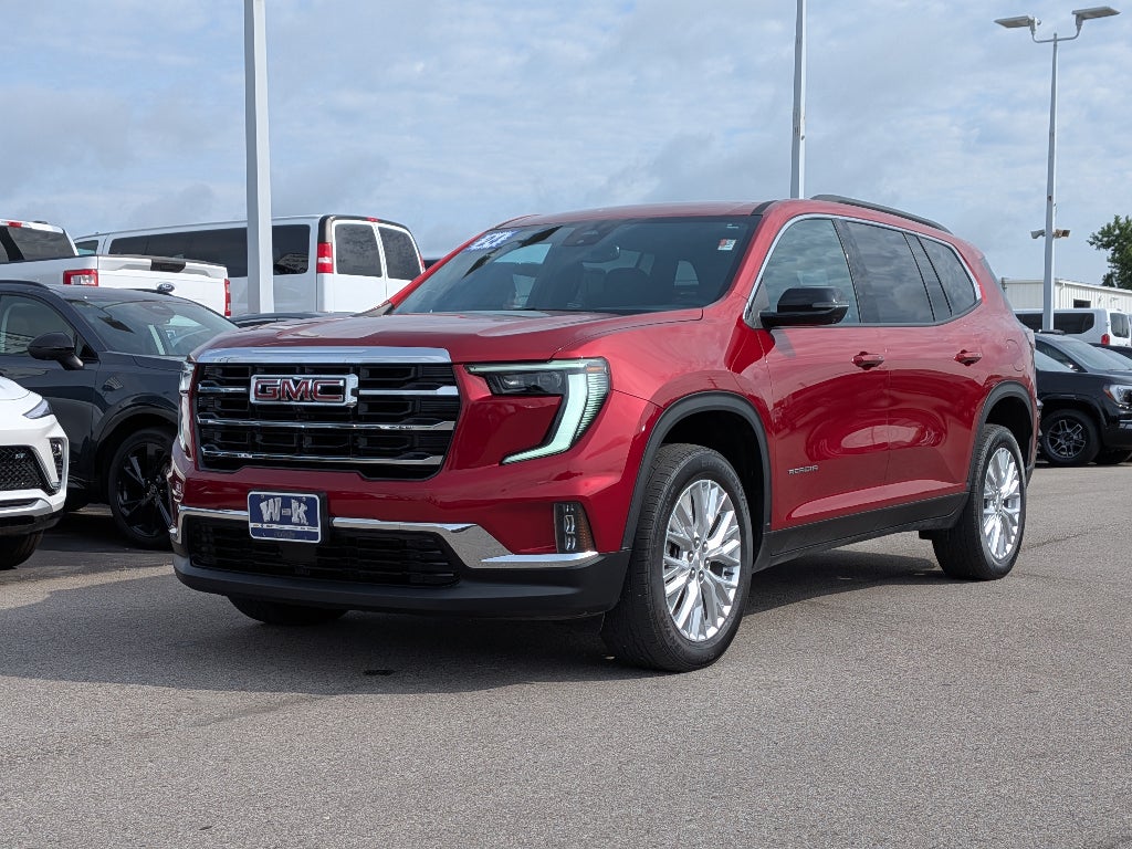 2024 GMC Acadia Elevation