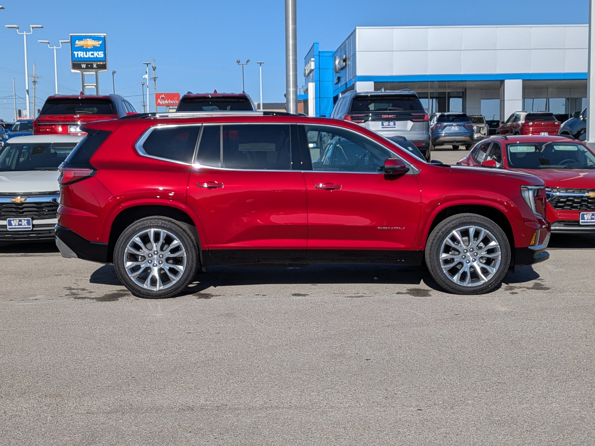 2026 GMC Acadia Denali
