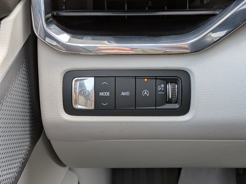 2024 GMC Acadia Denali