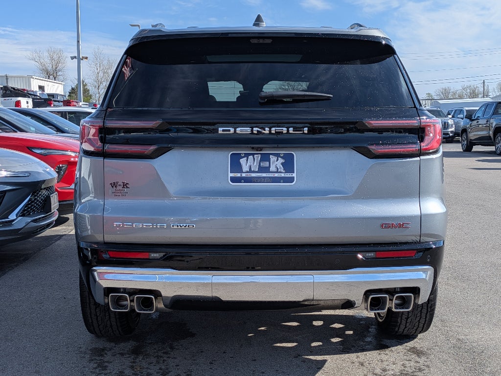 2026 GMC Acadia Denali