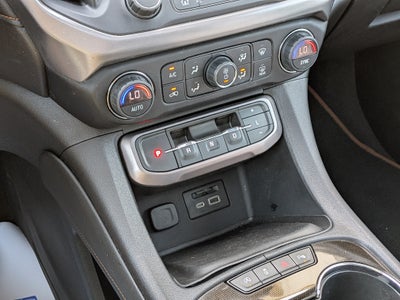 2020 GMC Acadia AT4