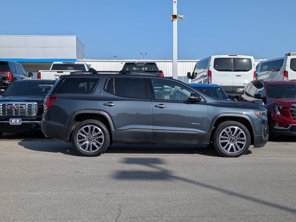 2020 GMC Acadia AT4