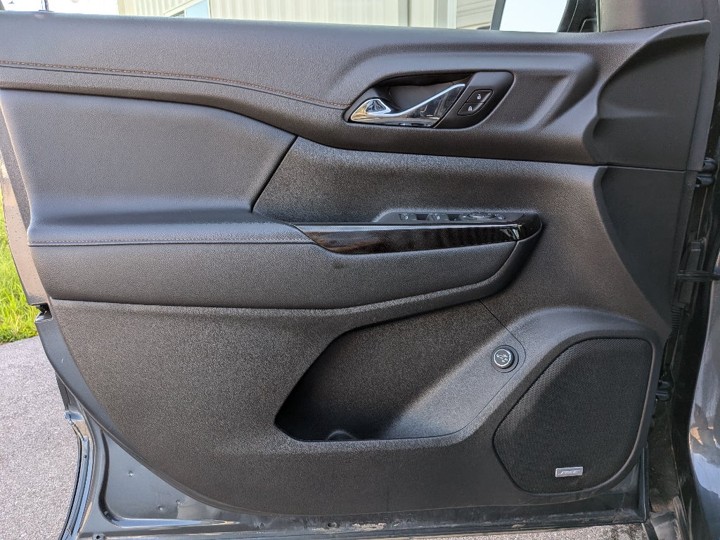 2020 GMC Acadia AT4