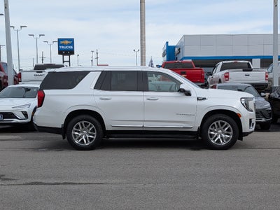 2022 GMC Yukon SLT