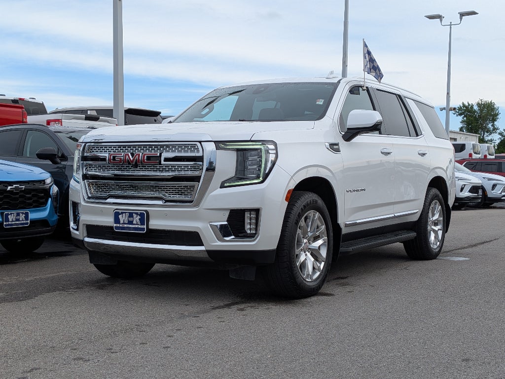 2022 GMC Yukon SLT