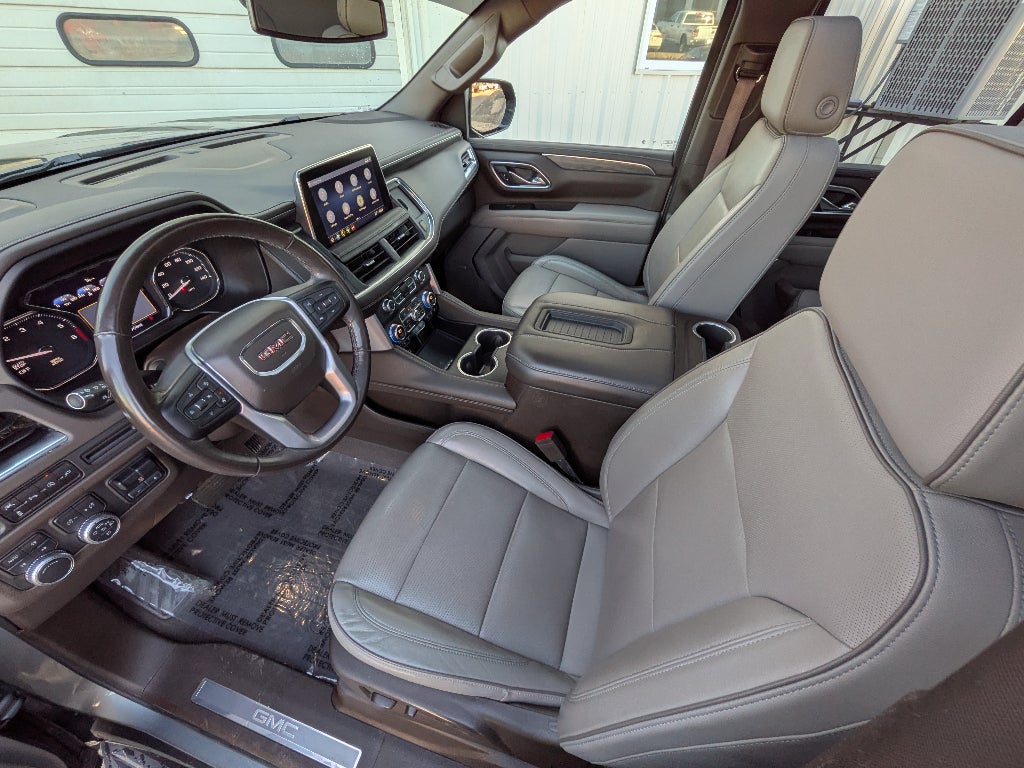 2021 GMC Yukon SLT