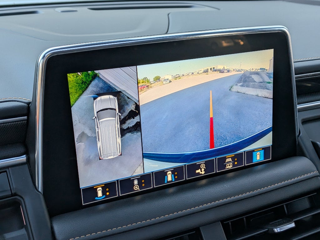 2021 GMC Yukon XL AT4