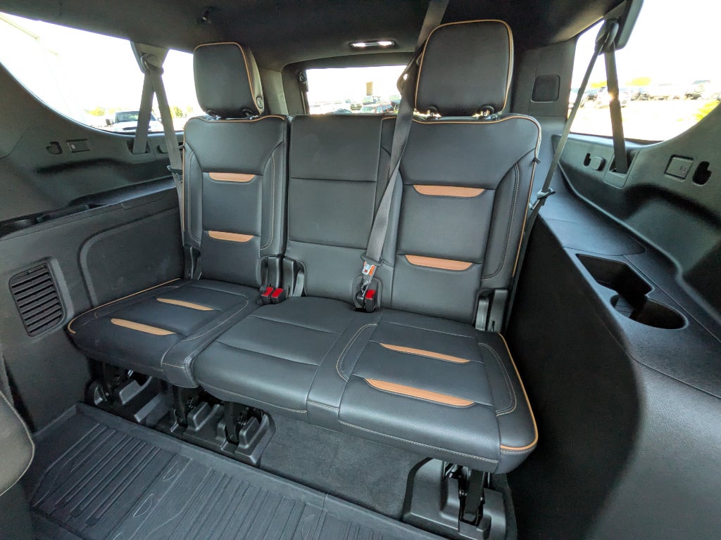 2021 GMC Yukon XL AT4