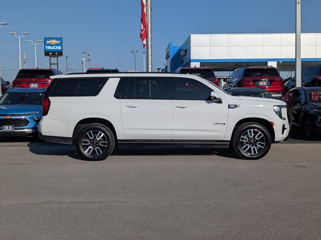 2021 GMC Yukon XL AT4