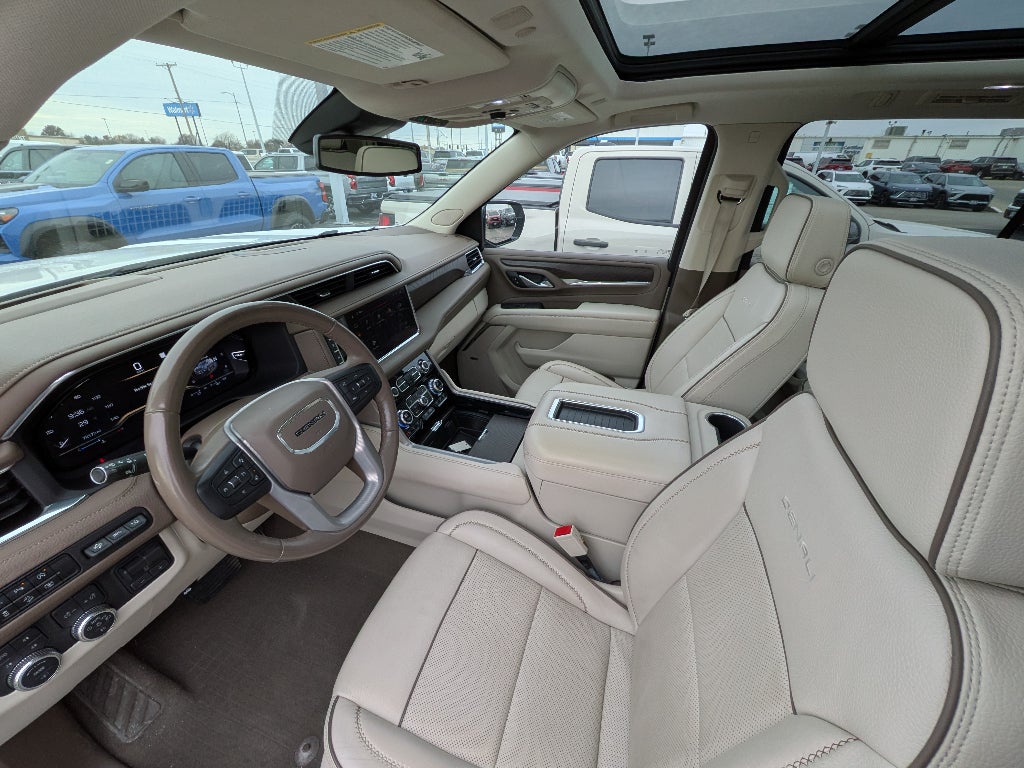 2023 GMC Yukon XL Denali