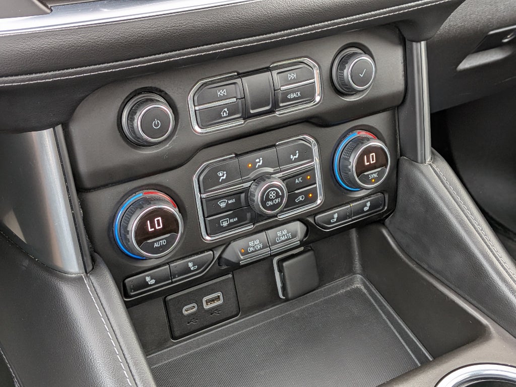 2021 Chevrolet Suburban LT