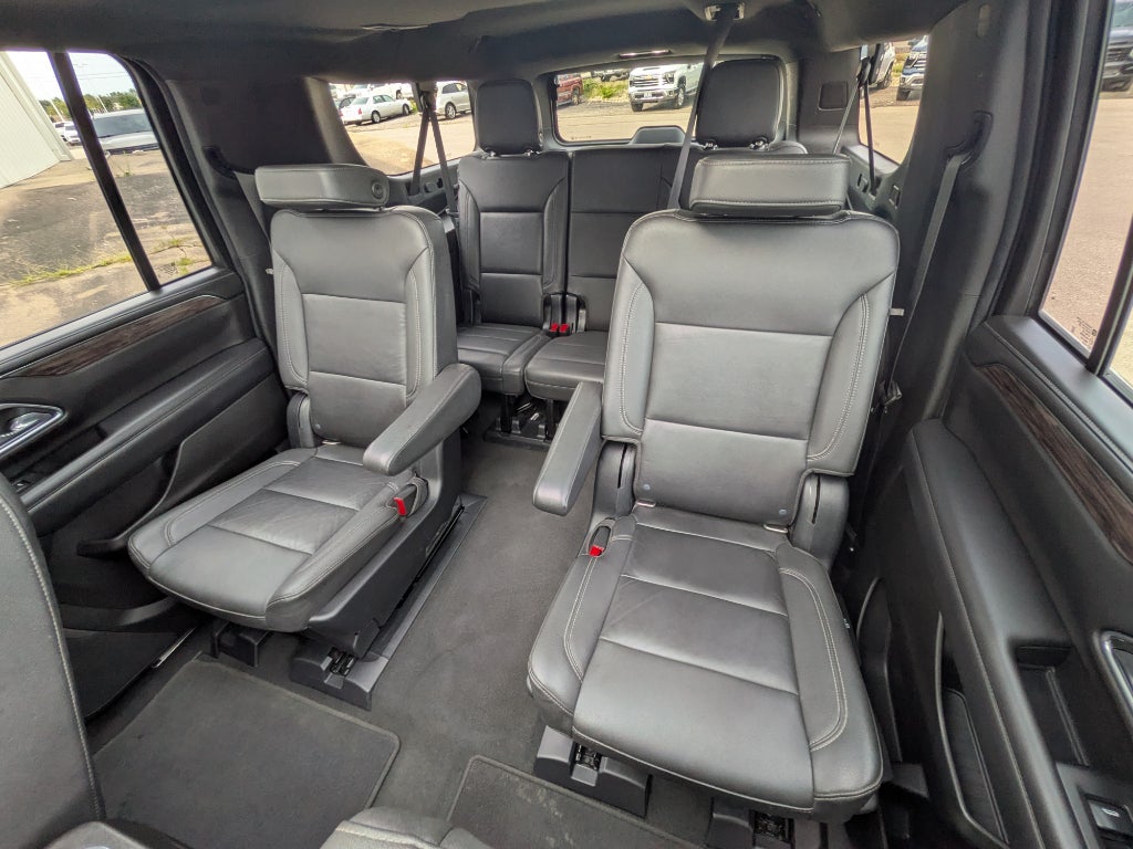 2021 Chevrolet Suburban LT