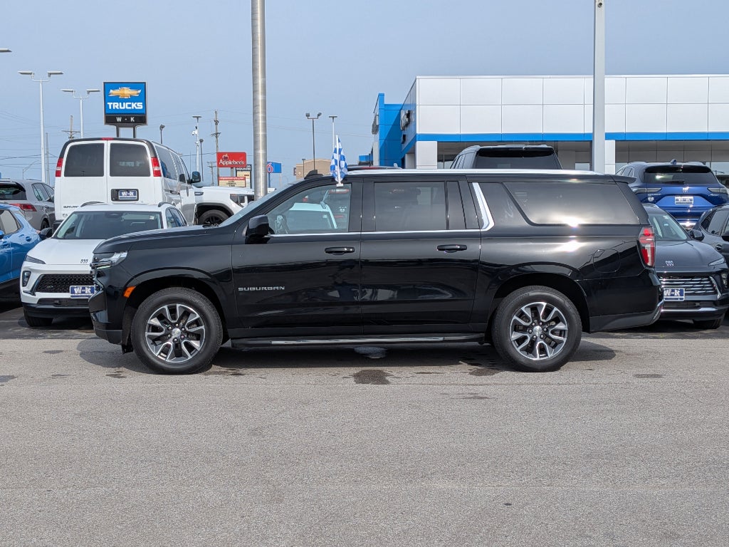 2021 Chevrolet Suburban LT