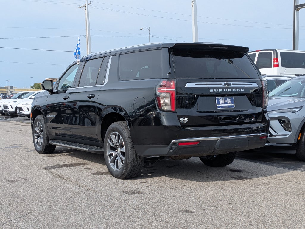 2021 Chevrolet Suburban LT