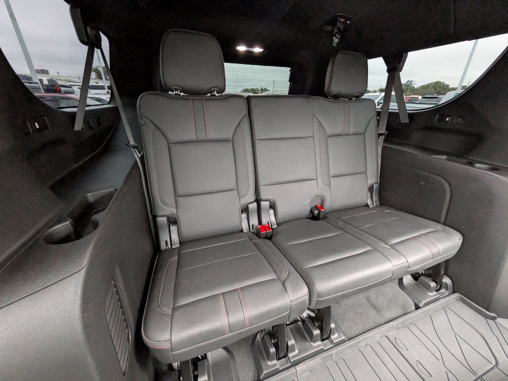 2022 Chevrolet Suburban RST