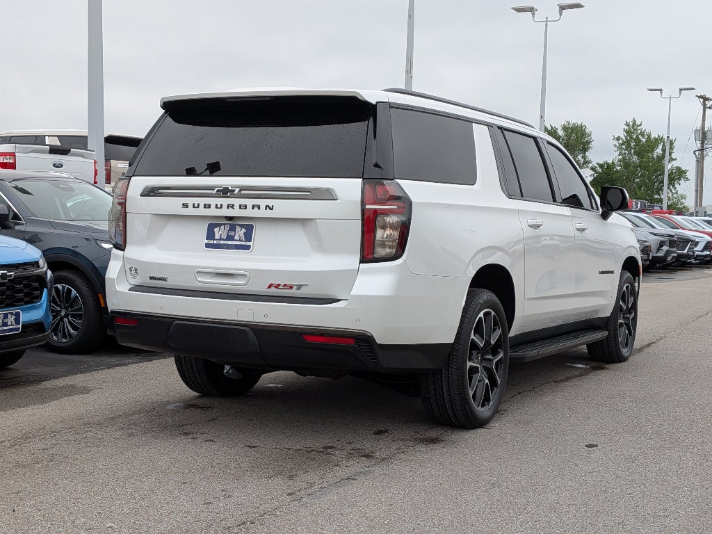 2022 Chevrolet Suburban RST