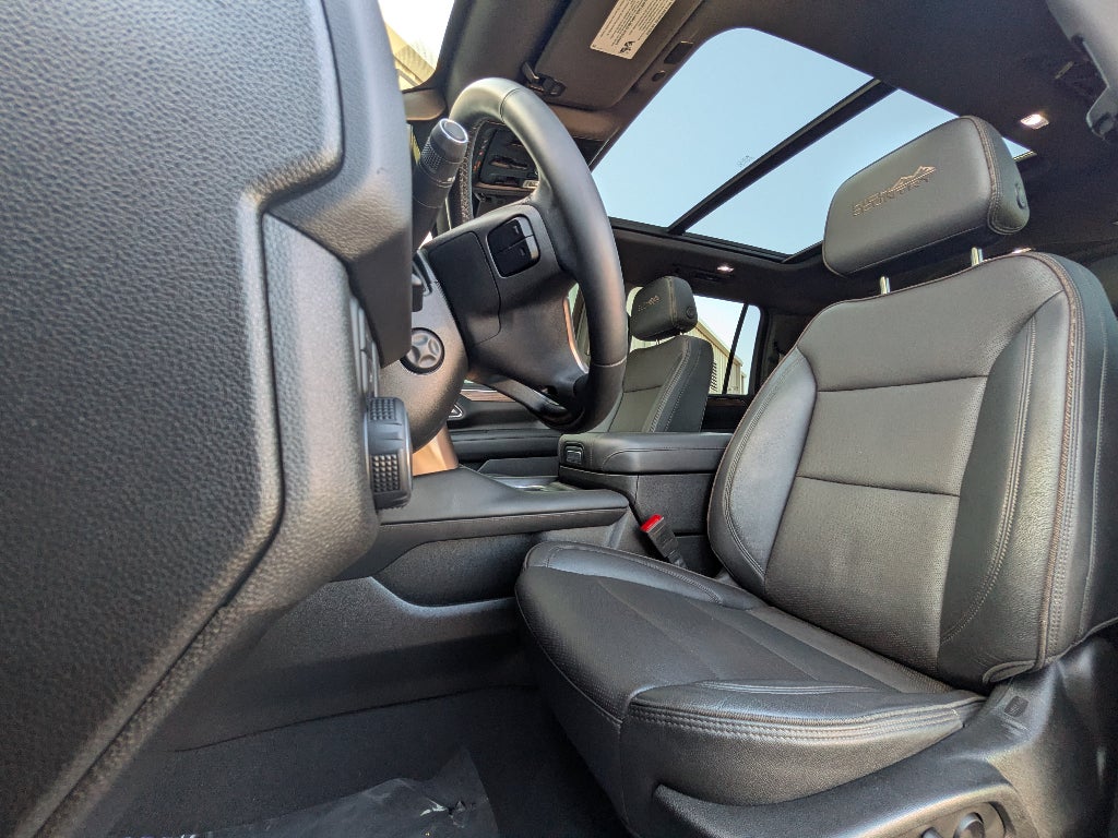 2023 Chevrolet Suburban High Country