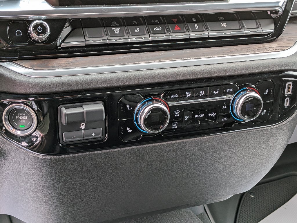 2025 GMC Sierra 2500 HD SLT