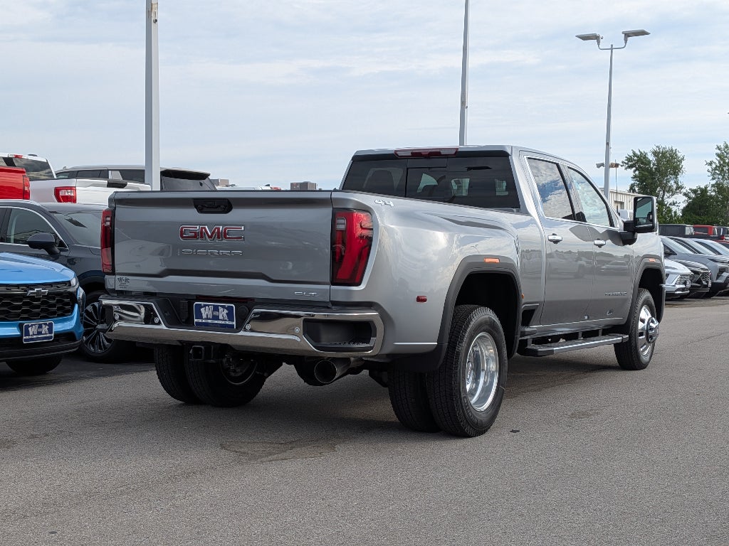 2026 GMC Sierra 3500 HD SLT DRW