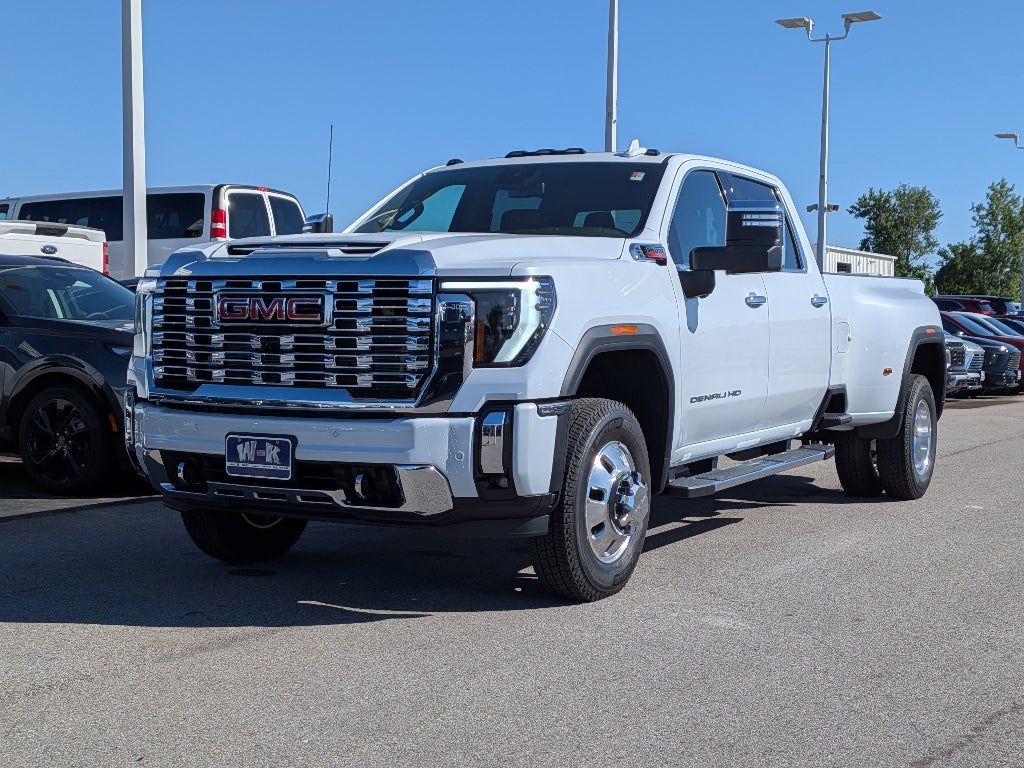 2026 GMC Sierra 3500 HD Denali DRW