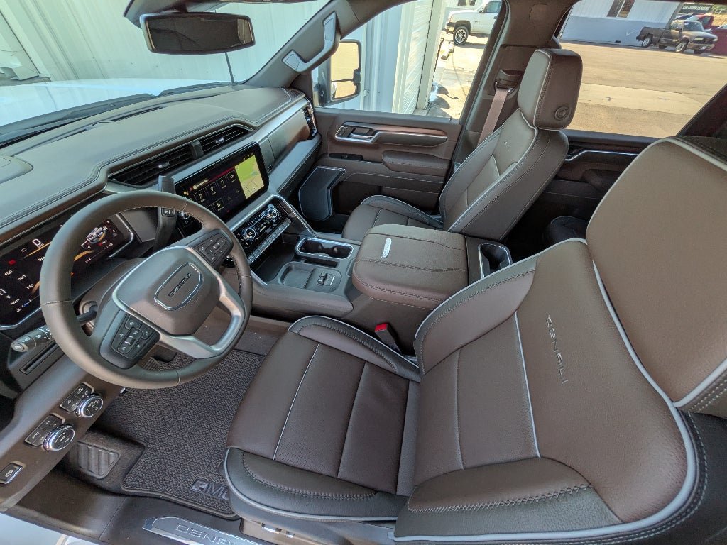 2026 GMC Sierra 3500 HD Denali DRW
