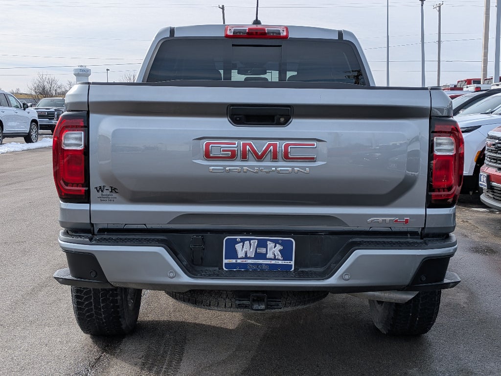 2024 GMC Canyon AT4