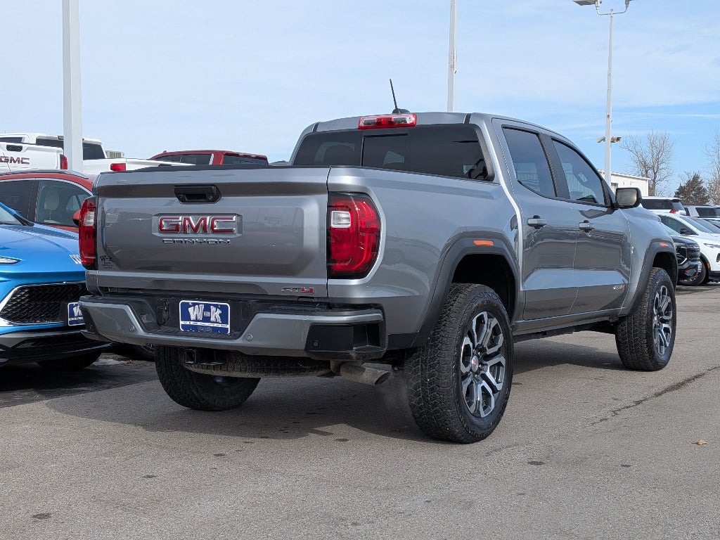 2024 GMC Canyon AT4