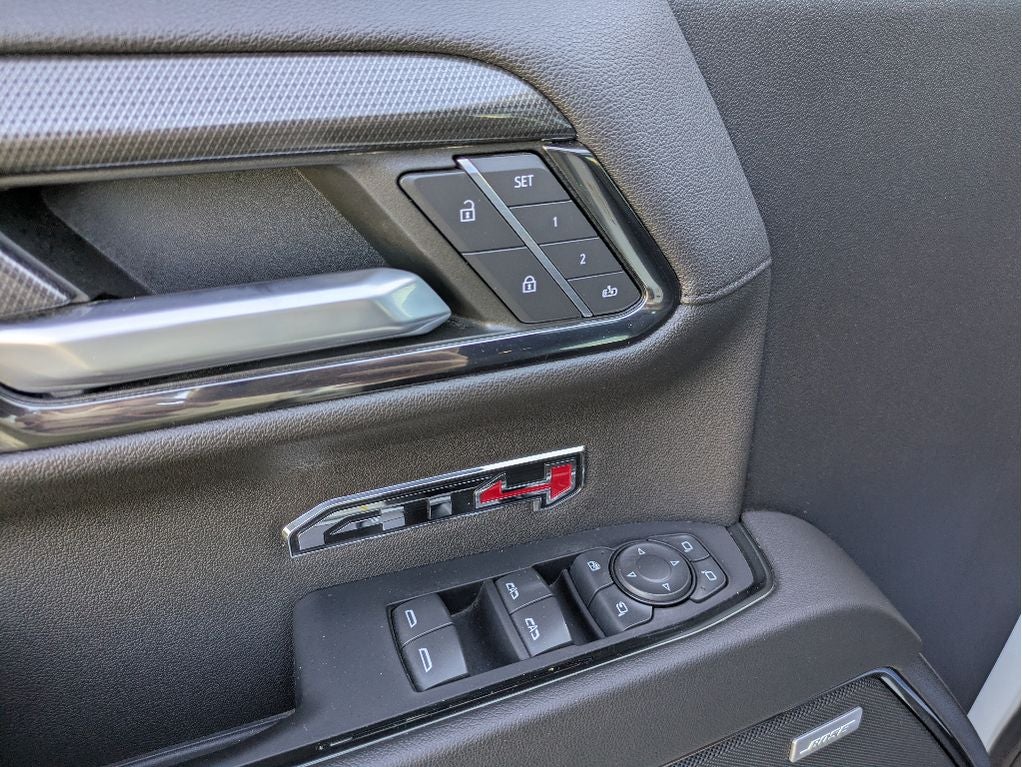 2022 GMC Sierra 1500 AT4