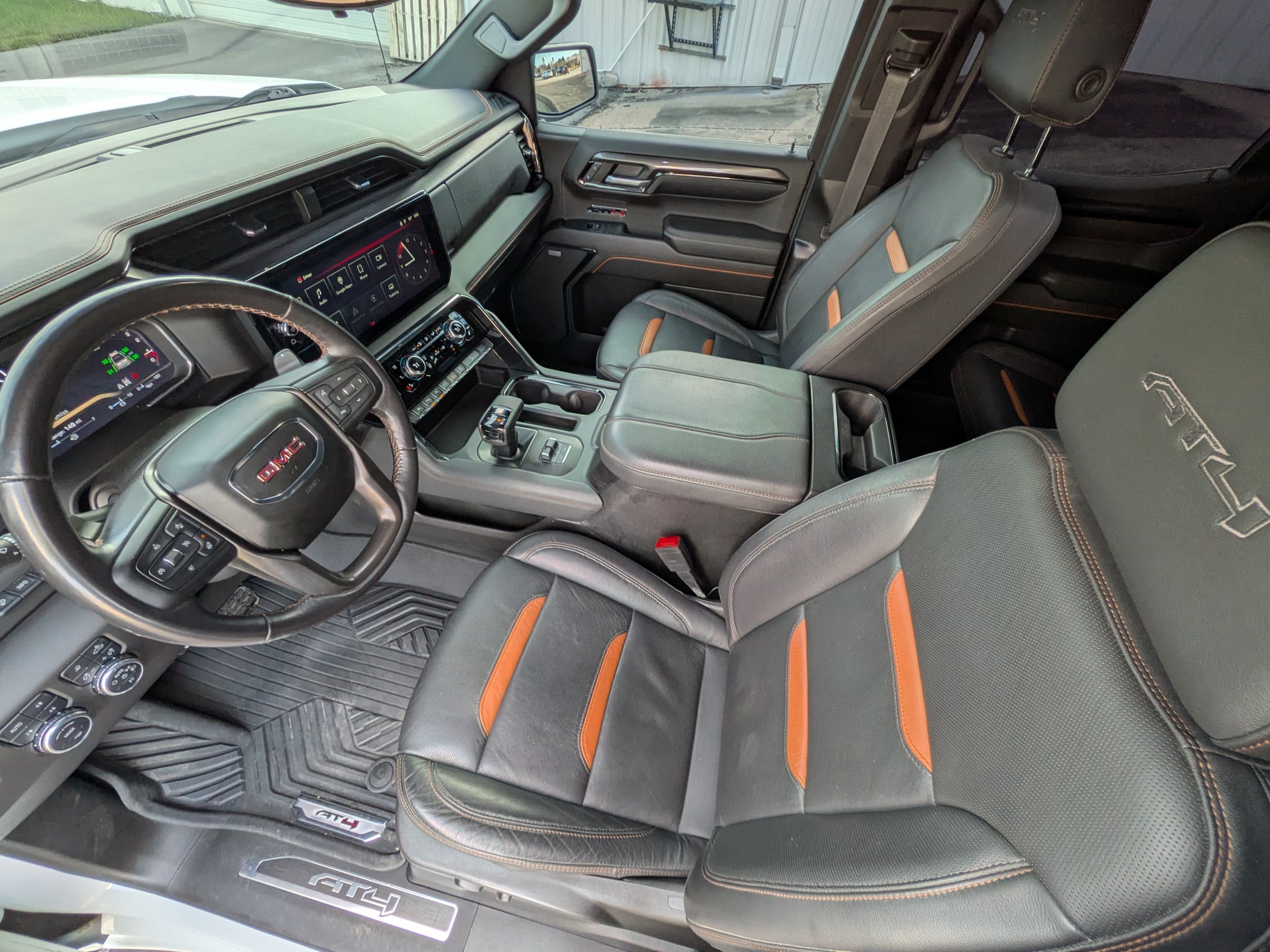 2023 GMC Sierra 1500 AT4