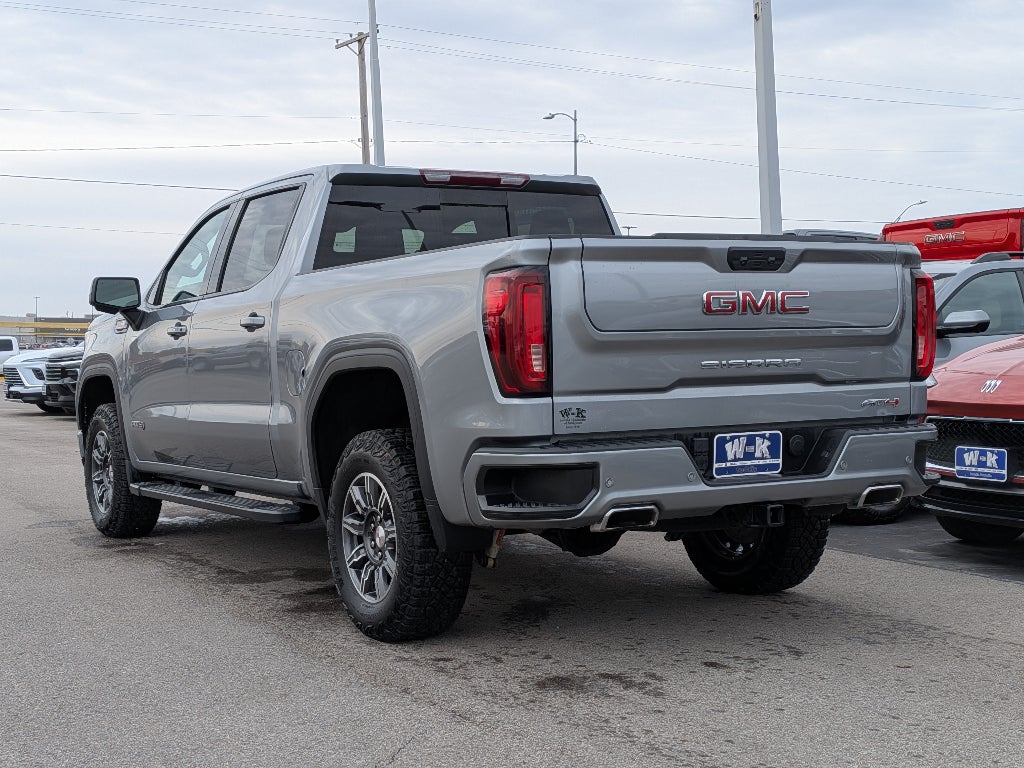 2024 GMC Sierra 1500 AT4