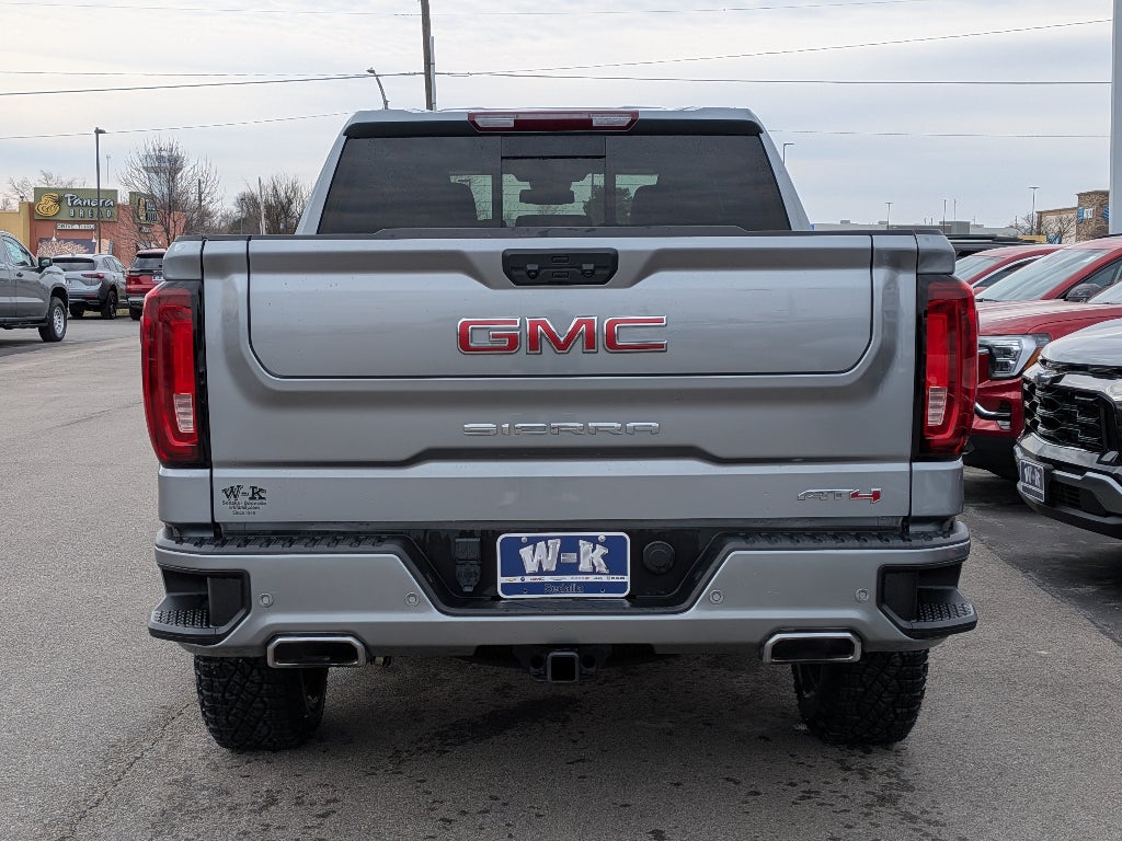 2024 GMC Sierra 1500 AT4
