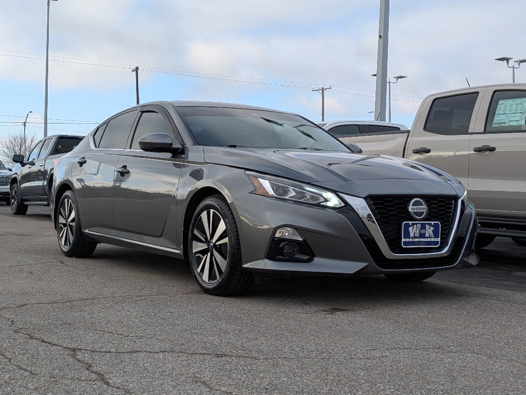 2022 Nissan Altima 2.5 SL