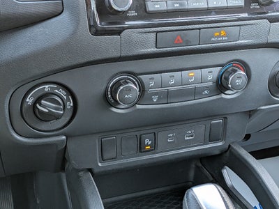 2022 Nissan Frontier S