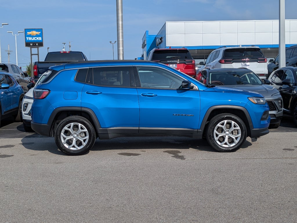 Used 2024 Jeep Compass Latitude with VIN 3C4NJDBN5RT100713 for sale in Kansas City
