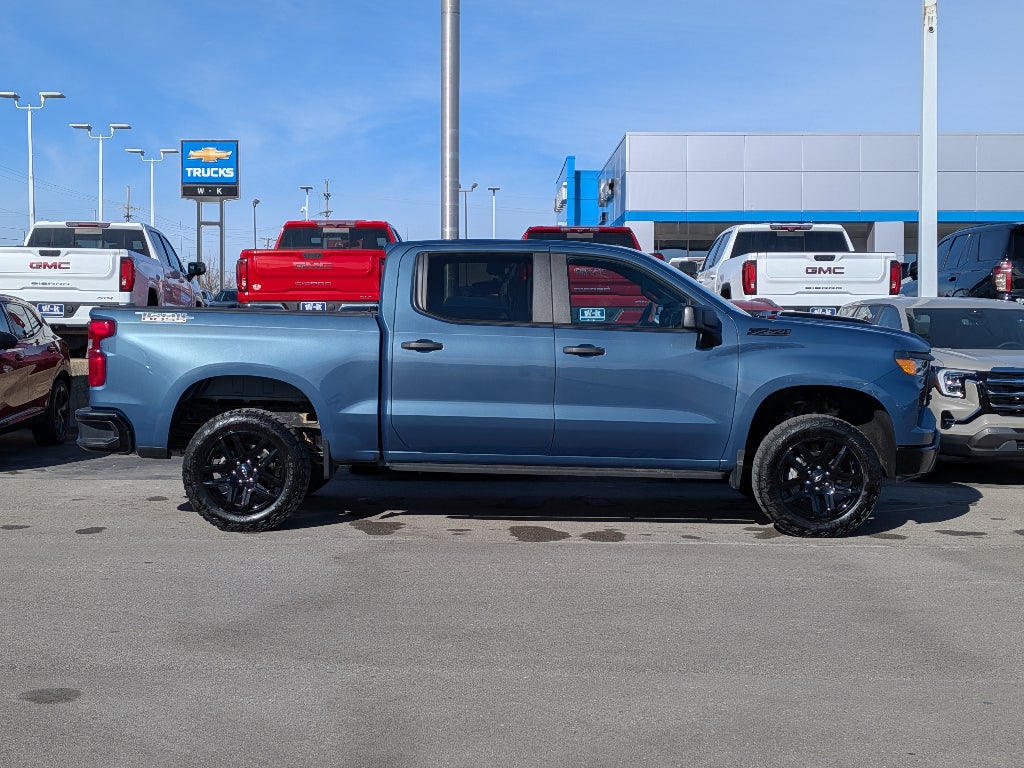 2024 Chevrolet Silverado 1500 Custom Trail Boss