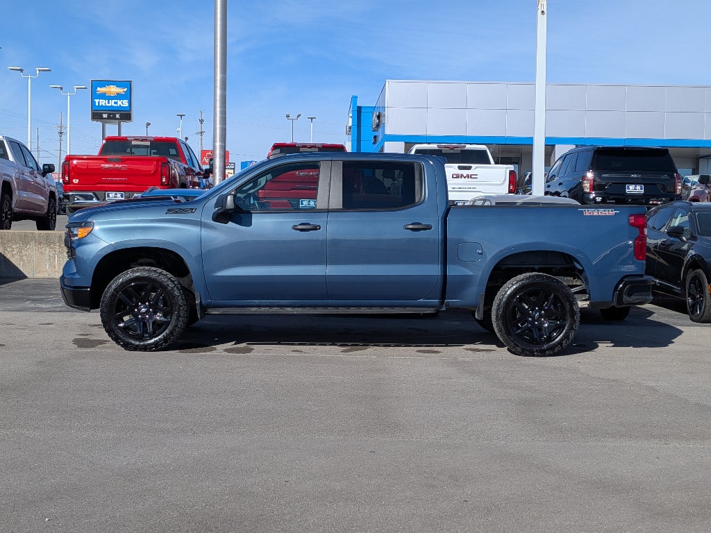 2024 Chevrolet Silverado 1500 Custom Trail Boss