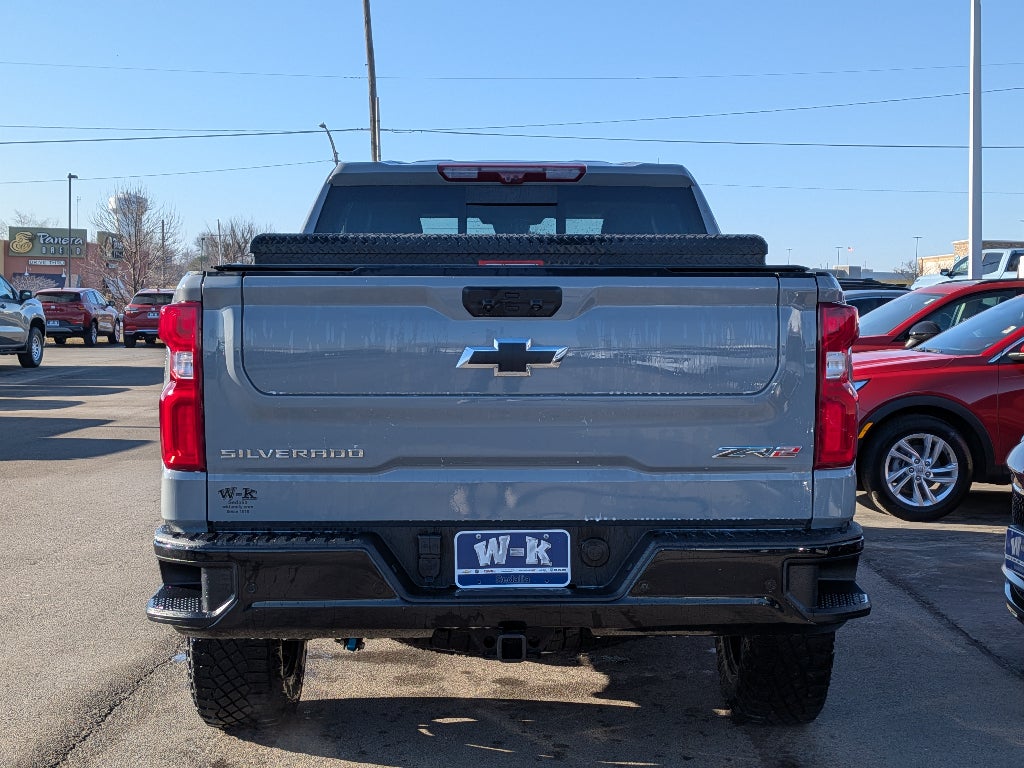 2024 Chevrolet Silverado 1500 ZR2