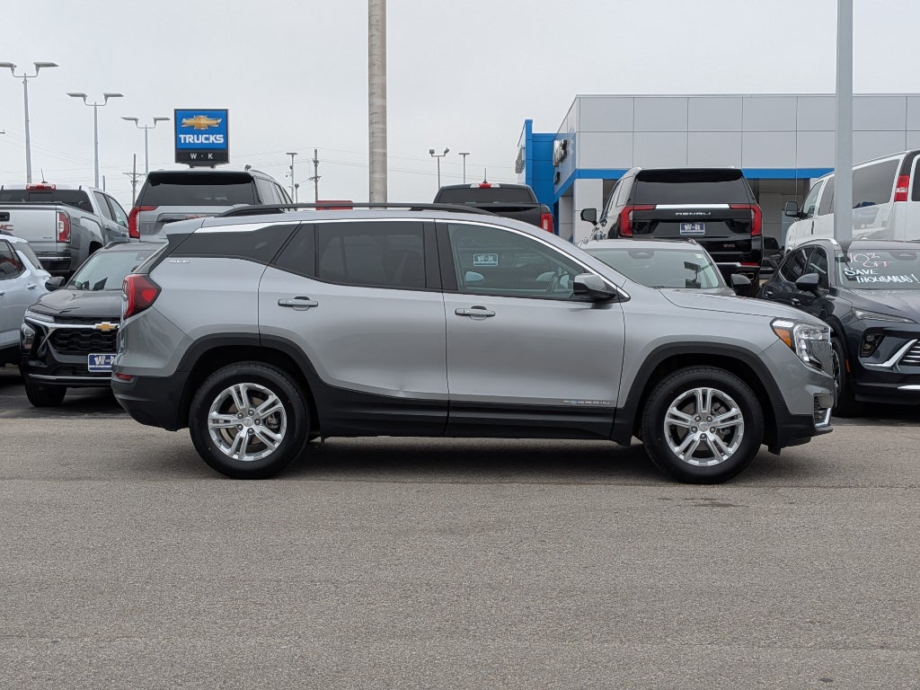2024 GMC Terrain SLE