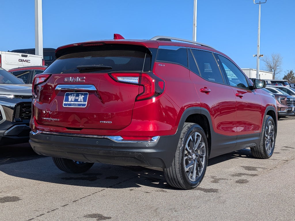 2022 GMC Terrain SLT