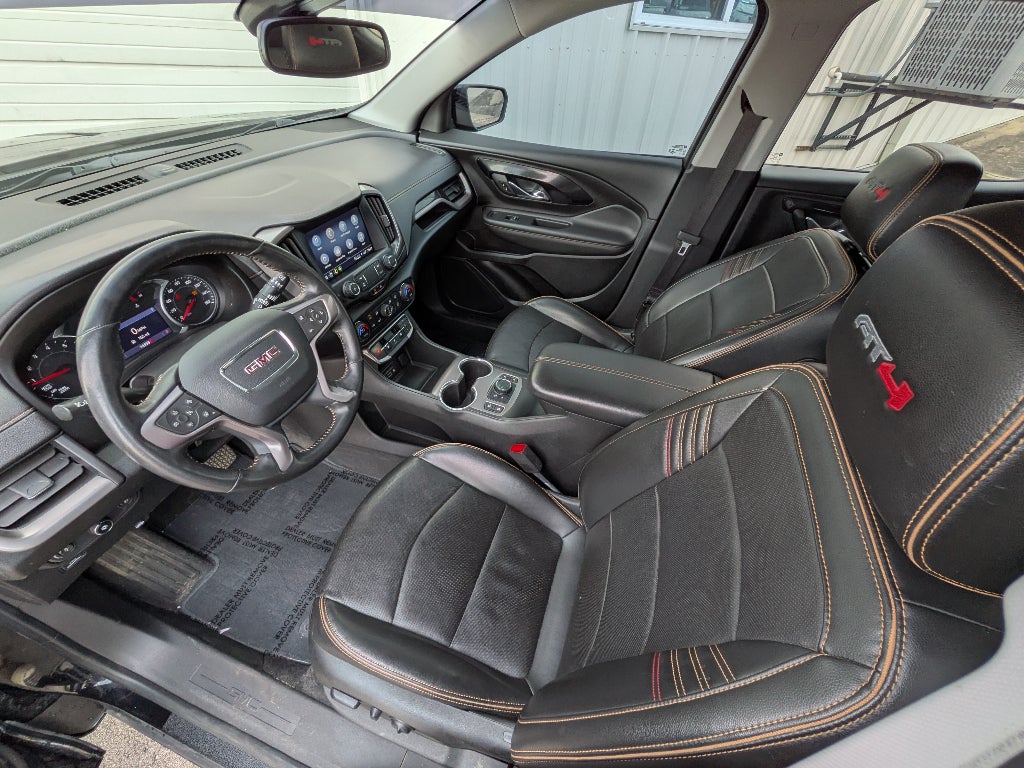 2022 GMC Terrain AT4