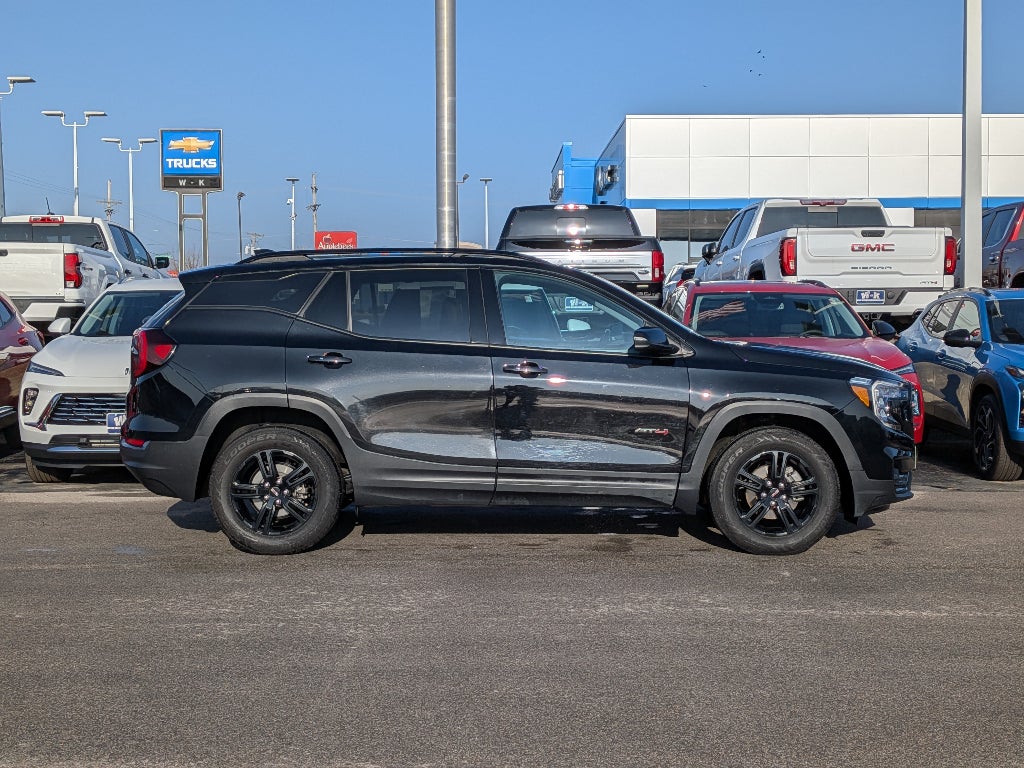 2022 GMC Terrain AT4