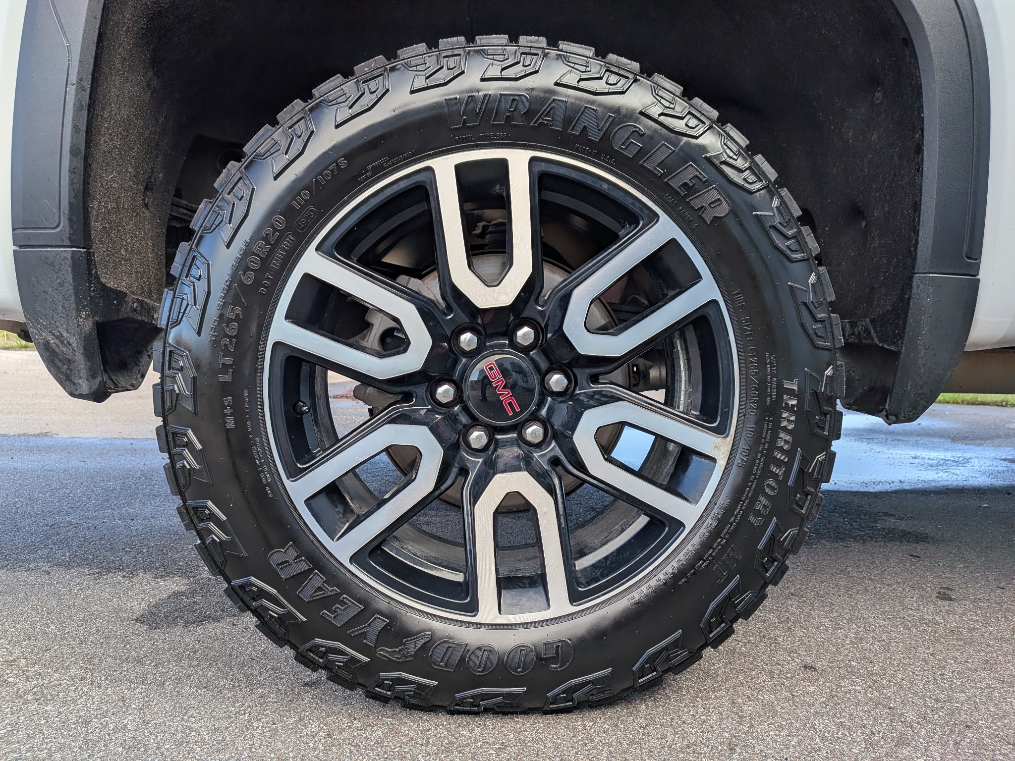 2021 GMC Sierra 1500 AT4