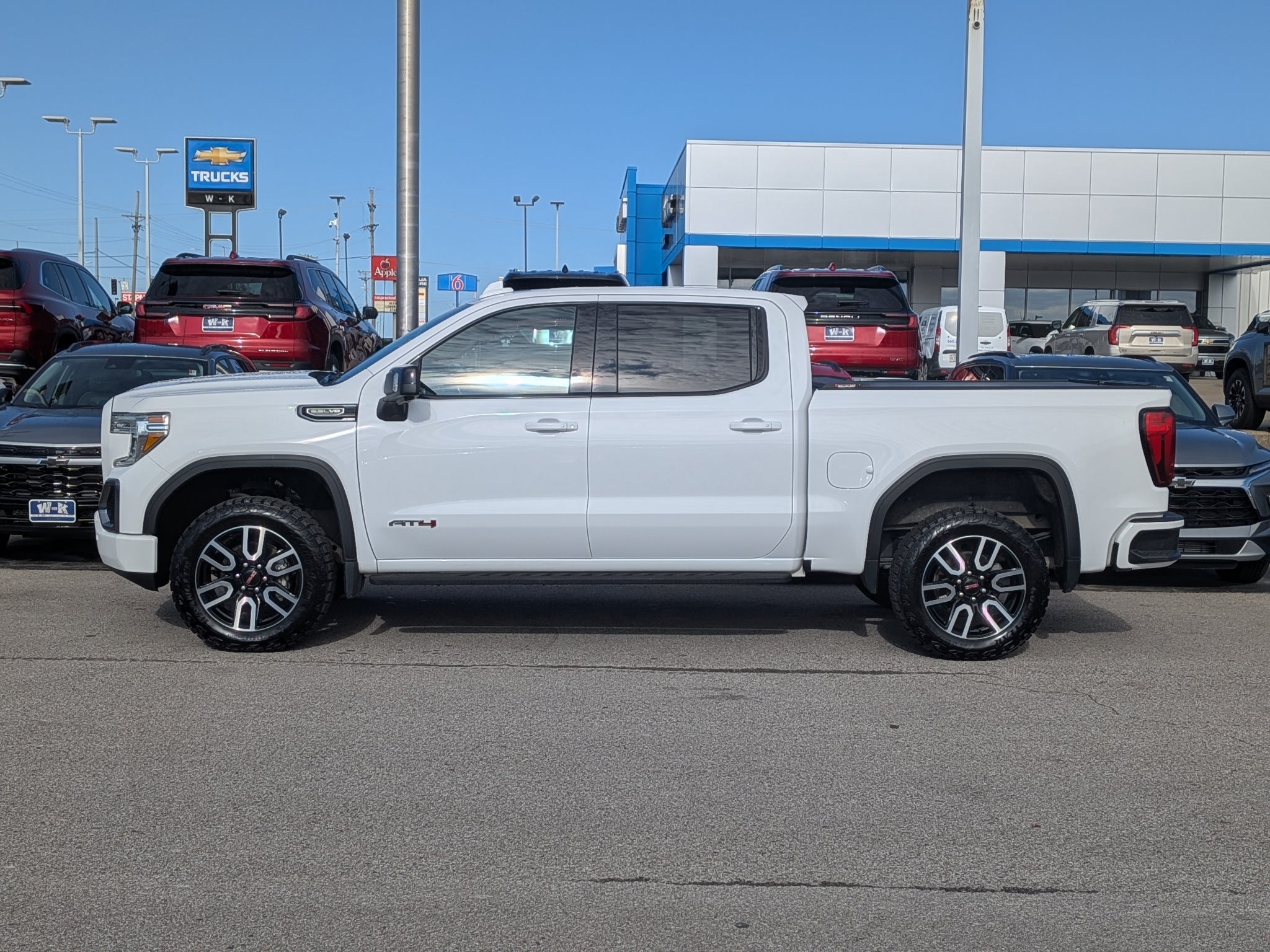 2021 GMC Sierra 1500 AT4