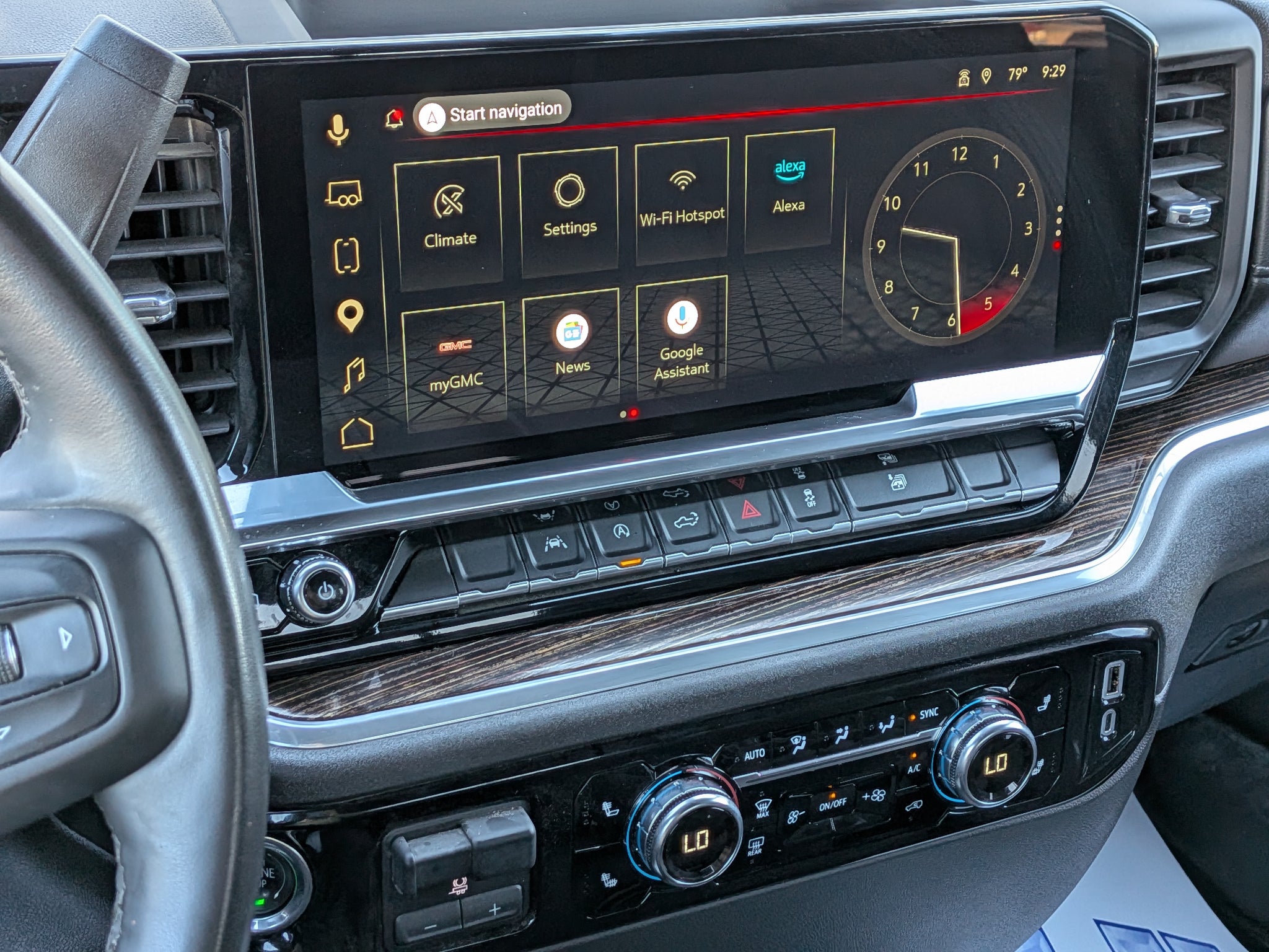 2025 GMC Sierra 1500 SLE