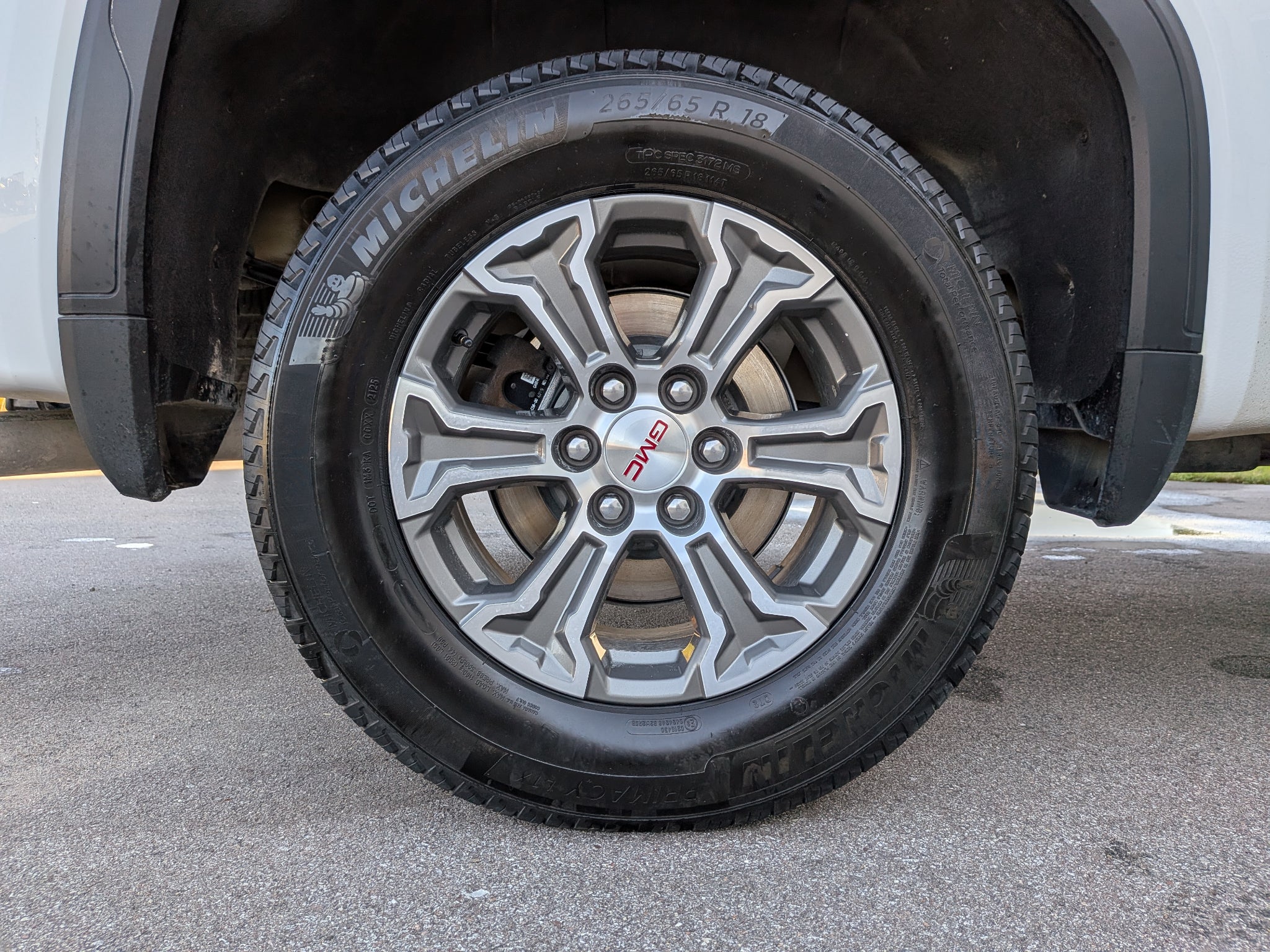 2025 GMC Sierra 1500 SLE